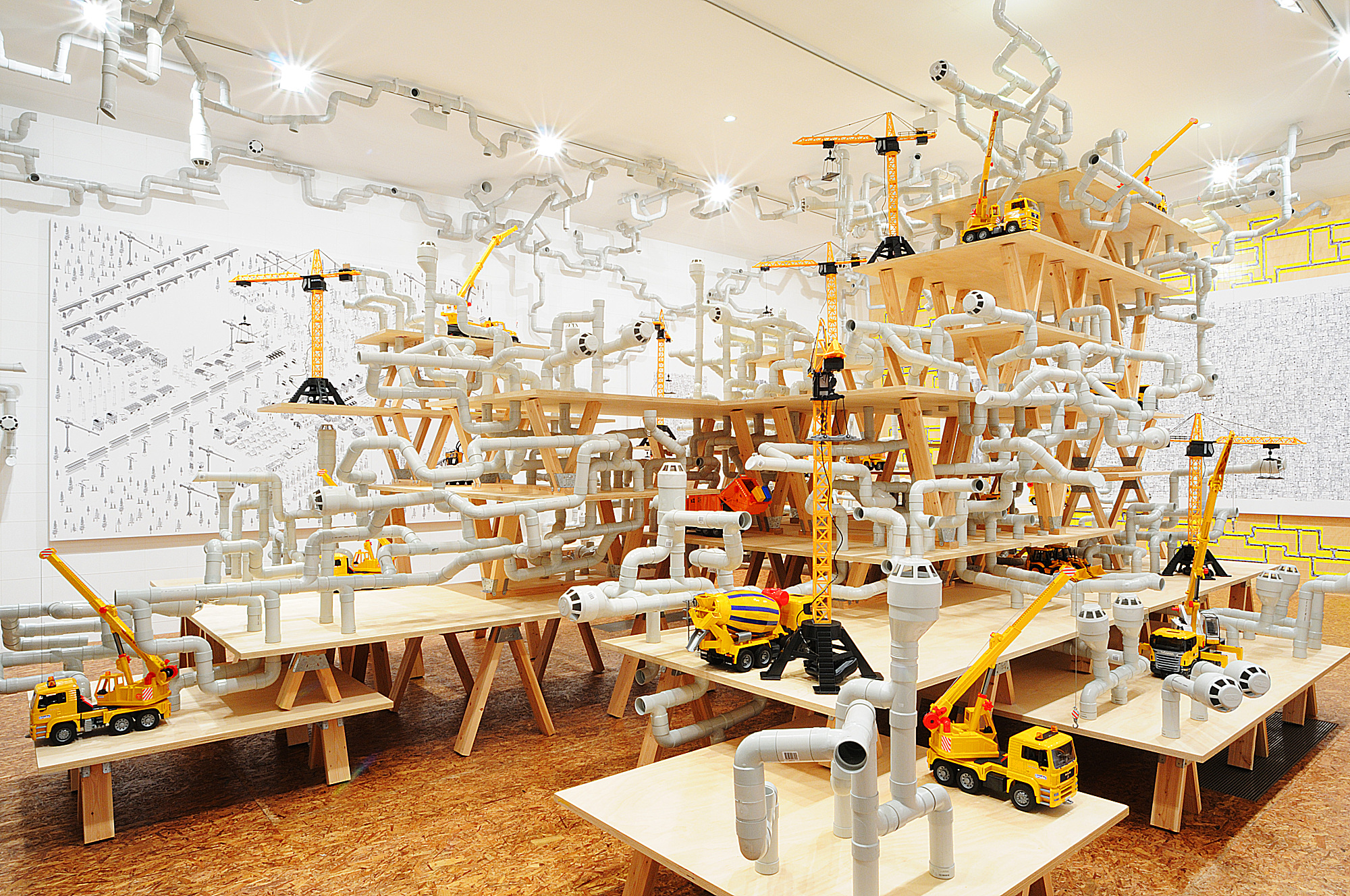 *袜丝**艺术品：大人想到的性暗示，可是小朋友想到的是辣椒