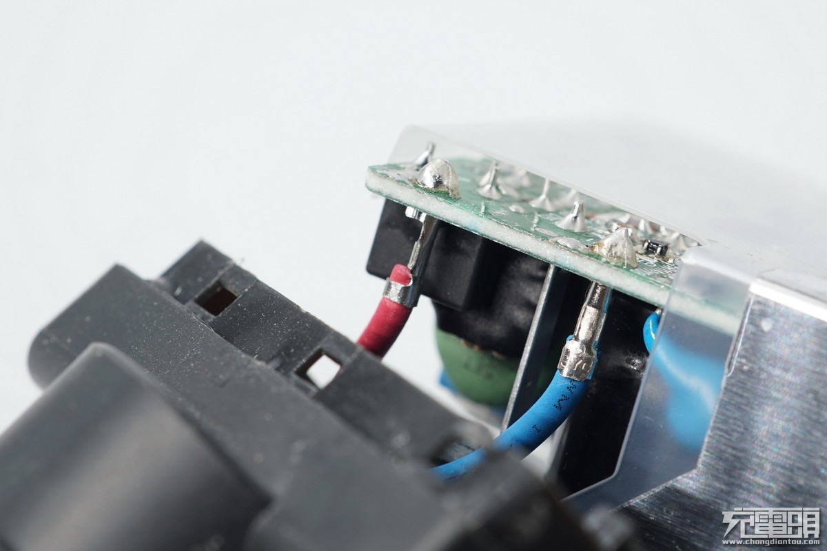 任天堂switch游戏机要不要卡带,任天堂switch游戏机oled多久充满