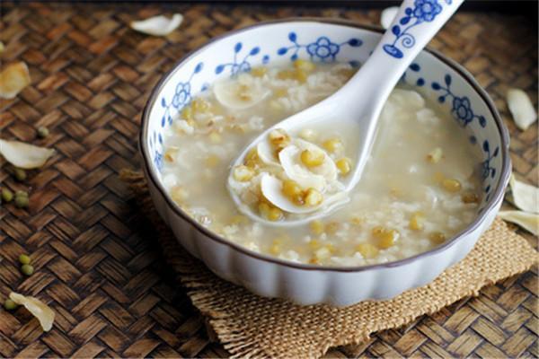 半夜加班饿了吃什么不长胖,下班晚饿了吃什么饭不长胖