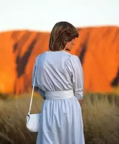 今天,20周年,多少球迷还记得当年球场上风华绝伦的英伦玫瑰?