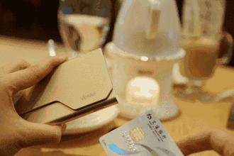 当心,你可能已经成为这个时代的“新穷人”