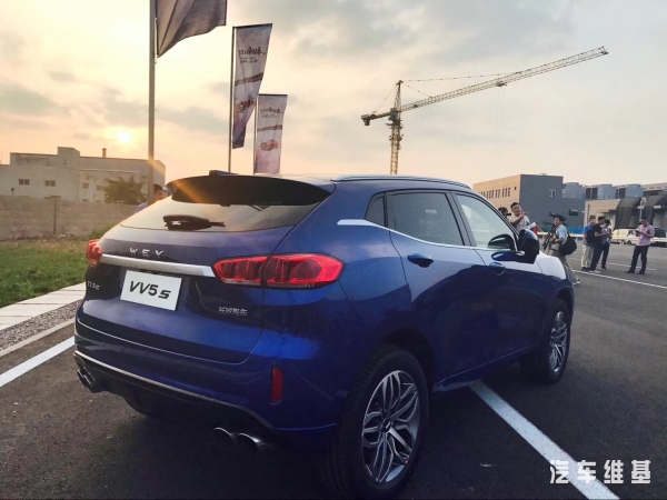 wey品牌旗下vv6迎来第一次升级,wey首款车vv5