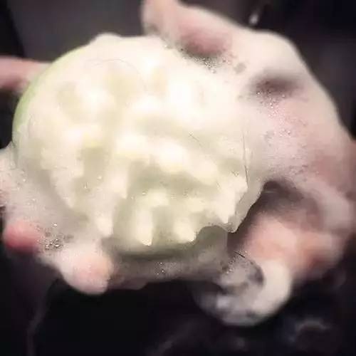 明星推荐的檀木梳子,最新款超级好用的梳子