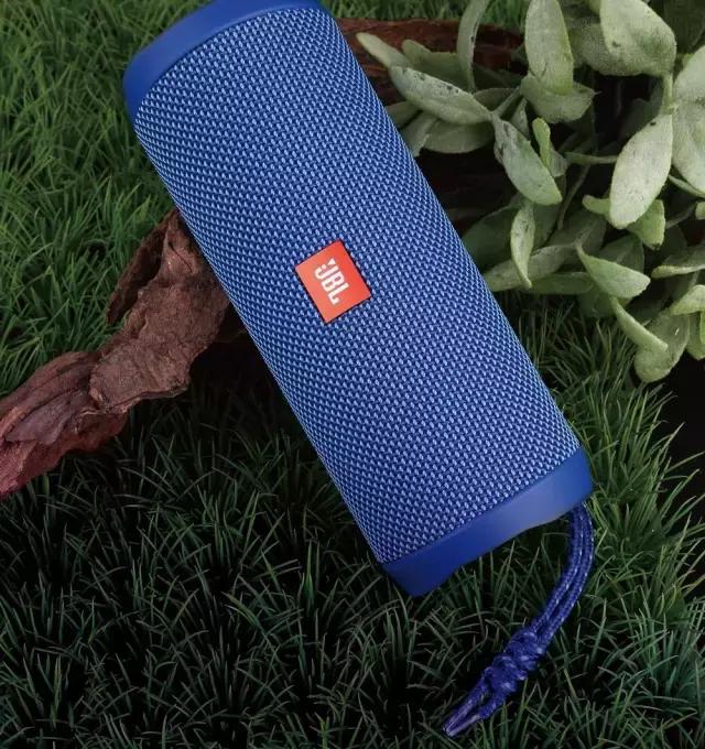 户外便携式蓝牙音箱评测,随身便携式蓝牙音箱