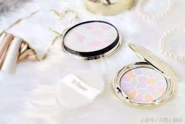 被吐槽抄袭的彩妆,彩妆双胞胎