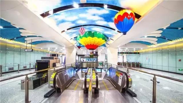 成都地铁18号线沿途吃喝玩乐,成都10号线特色地铁站