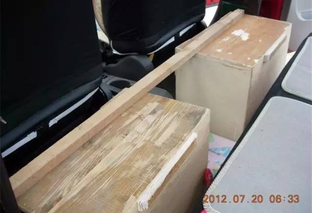 带着老伴穷游,60大叔自驾房车带老伴环游中国