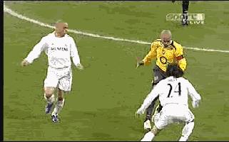 足球哪个人是最好的,足球谁巅峰最强