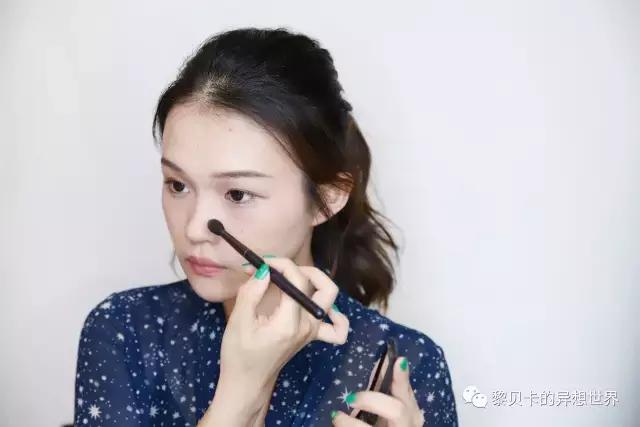 最简单但也精致的快速出门妆,5分钟快速出门日常妆