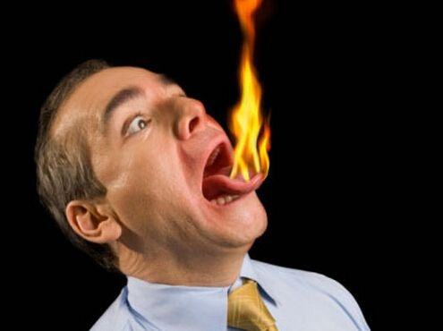 口干舌燥便秘吃什么降火,口干口苦便秘有什么偏方