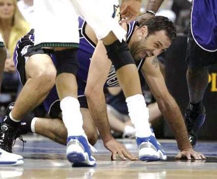 nba历史十大假摔,nba假摔十大经典时刻