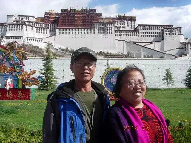 带着老伴穷游,开房车带老伴穷游