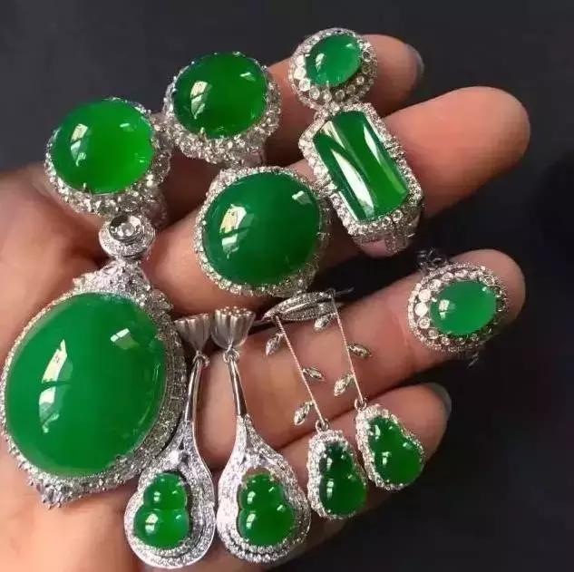 20年前几百块买的翡翠值钱吗,三十年前的翡翠现在翻几倍