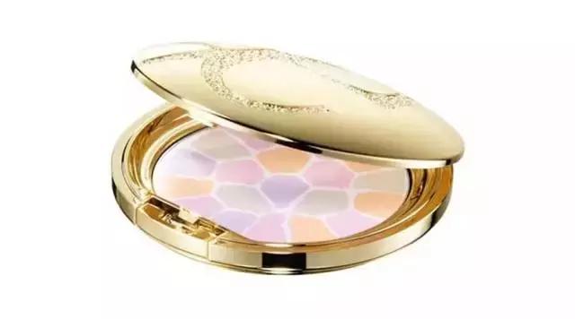 底妆变得干净的定妆产品,想要底妆不卡粉得用什么东西