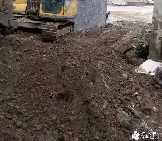 农村建房手续齐全邻居阻挠怎么办,农村盖房老是被邻居阻挠怎么办