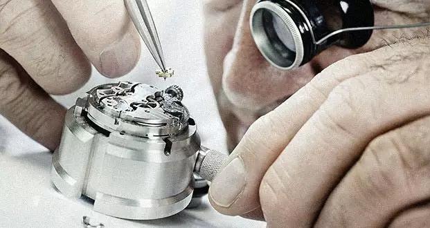 防水200米手表可以戴着洗澡吗,手表防水要充气吗