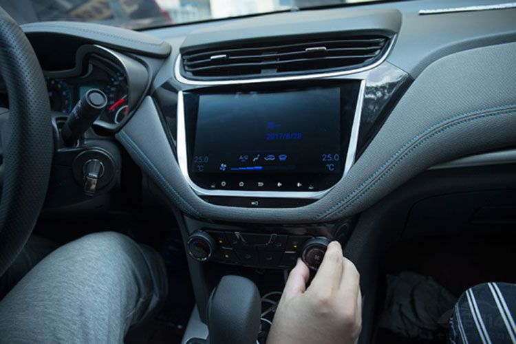 车载空气净化器除甲醛消除异味,车用空气净化器博世