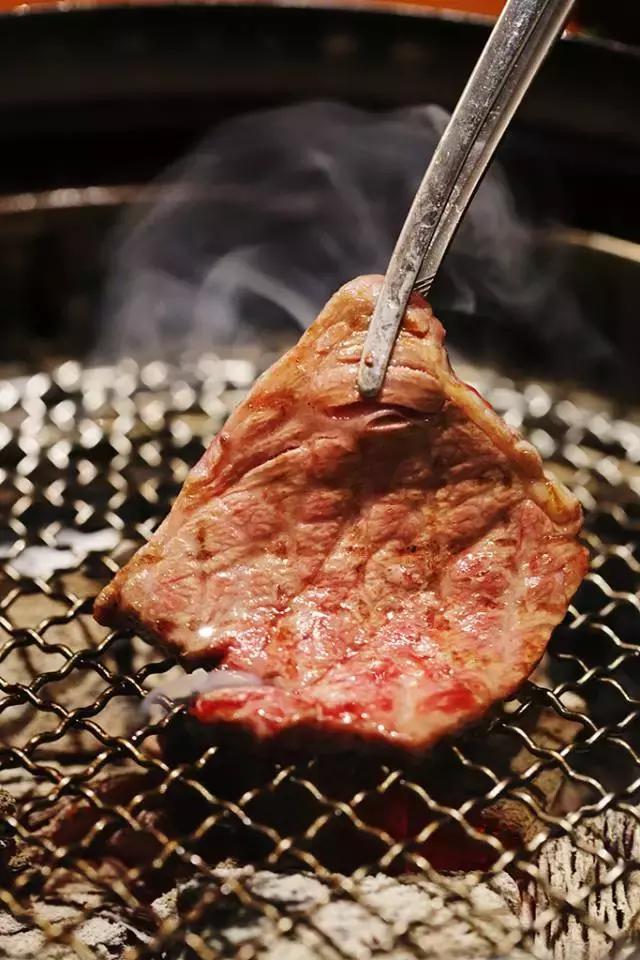 伊势丹楼下烤肉,伊势丹一楼店铺