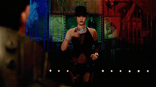 星际特工蕾哈娜百变秀 (星际特工蕾哈娜变装)