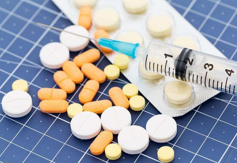 抗结核的药和保肝的药一起吃吗,吃抗结核药物会引起哪些不良反应