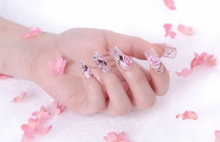 美甲教程视频,美甲小知识剪死皮