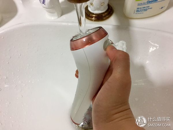 松下泡沫洁面仪视频,松下sc65洁面仪