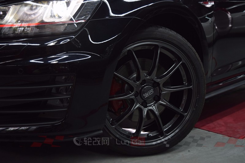 高尔夫7.5代gti19寸轮毂,大众高尔夫7.5代gti改装