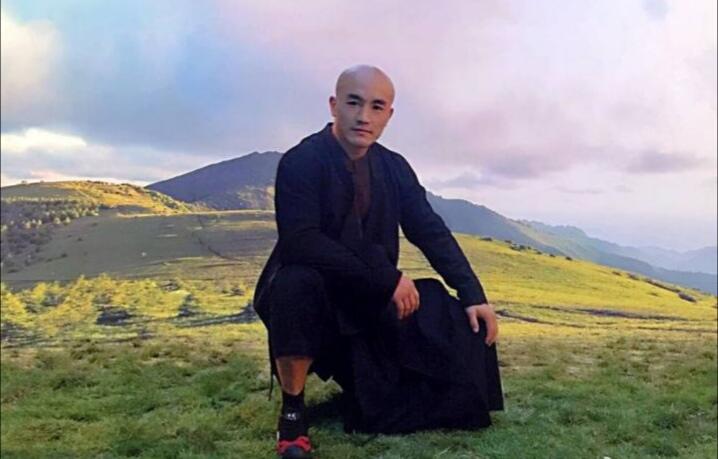 当代李小龙评价成龙,李小龙武僧一龙