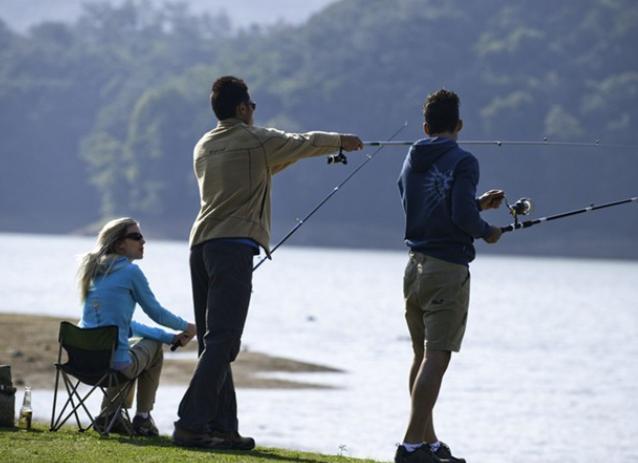 鱼钩的选择及钓法图解大全集,鱼钩种类和垂钓不同鱼种选钩技巧