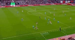 十人兵工厂三球完胜！打脸型前锋再现两球一助攻为温格续命！