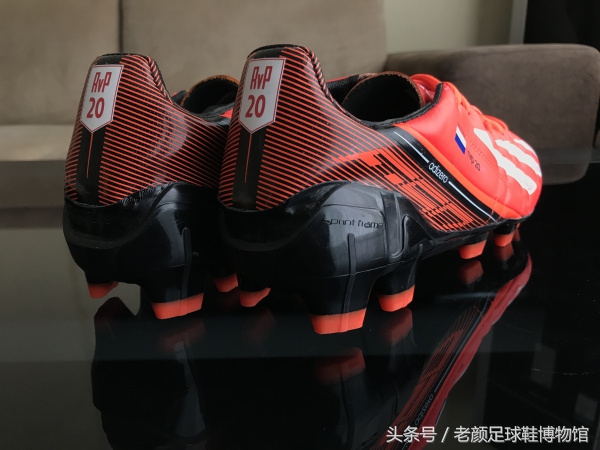 谁是阿迪达斯旗下第一刁民,毫无疑问球鞋改造小能手范大将军