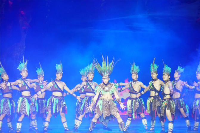 带着宝贝去旅行，遇见三亚遇见海