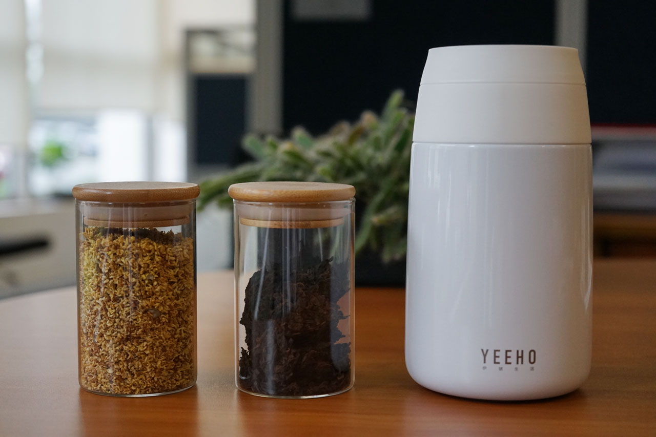 YEEHO智能焖烧杯怎么样,无火无电智能电饭煲