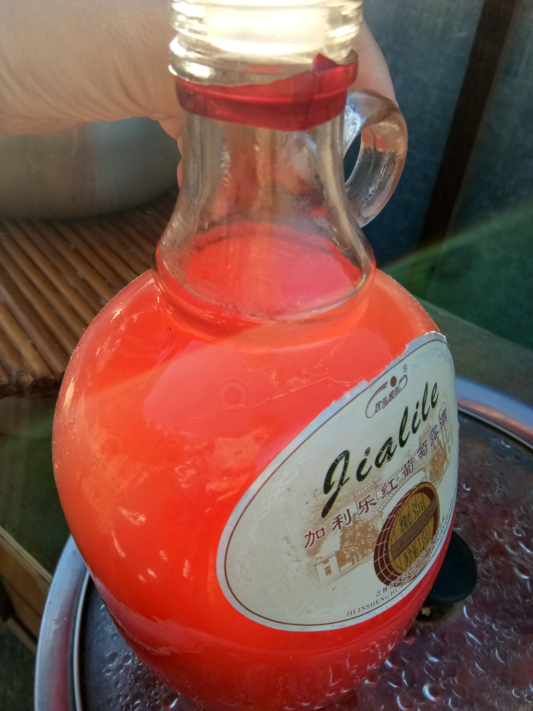 没有榨汁机怎么用瓶子榨果汁,没有榨汁机怎么可以做成汁