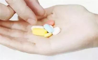 服用胃药有什么讲究 (达喜胃药服用方法)