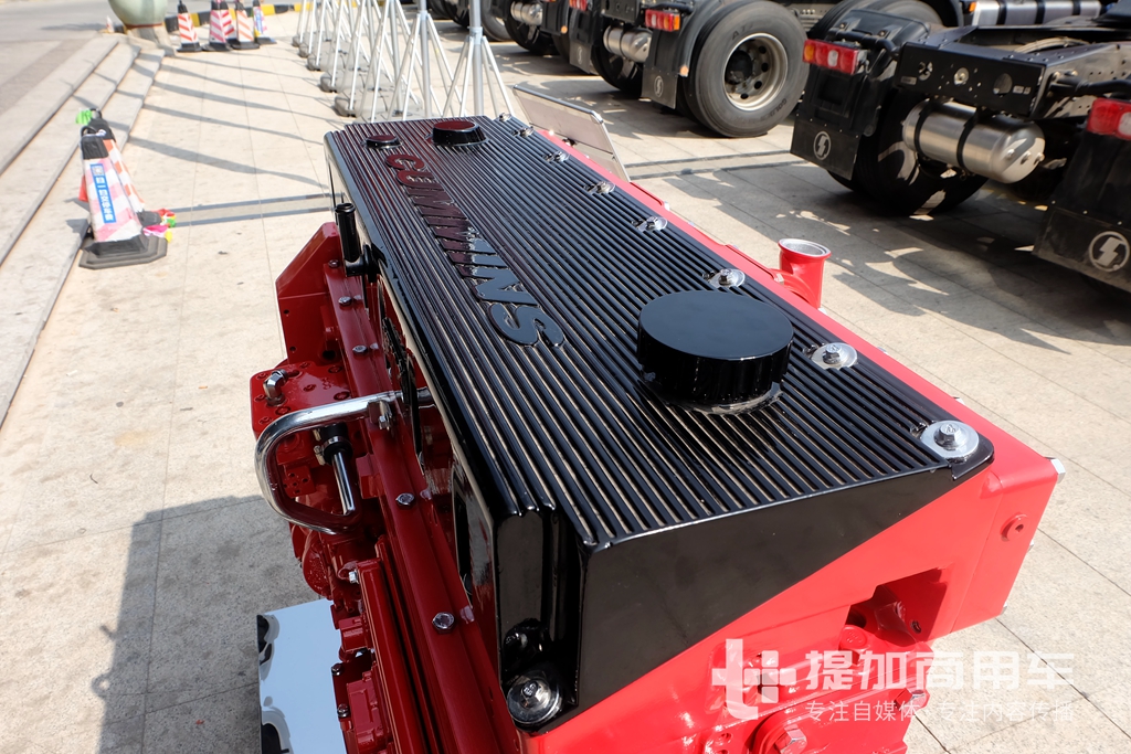 康明斯最新款发动机,康明斯发动机寿命多长