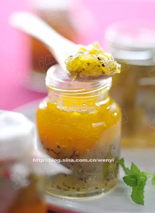 猕猴桃如何快速去皮去核,猕猴桃不粘手切法