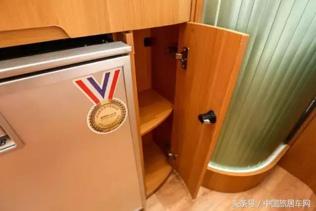 上汽大通maxusrv80型房车原厂,上汽大通rv80多少钱一辆