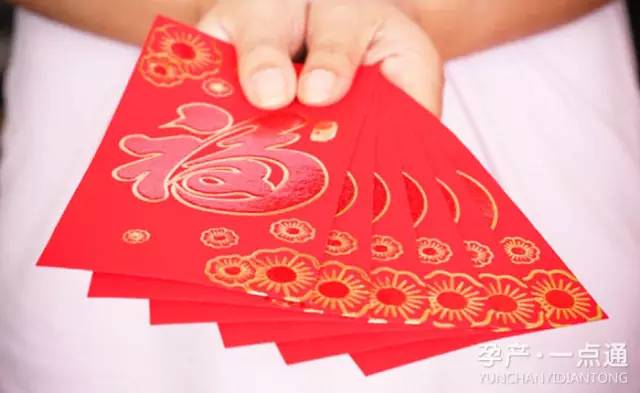 找月嫂照顾月子,月子里让家里人照顾还是请月嫂