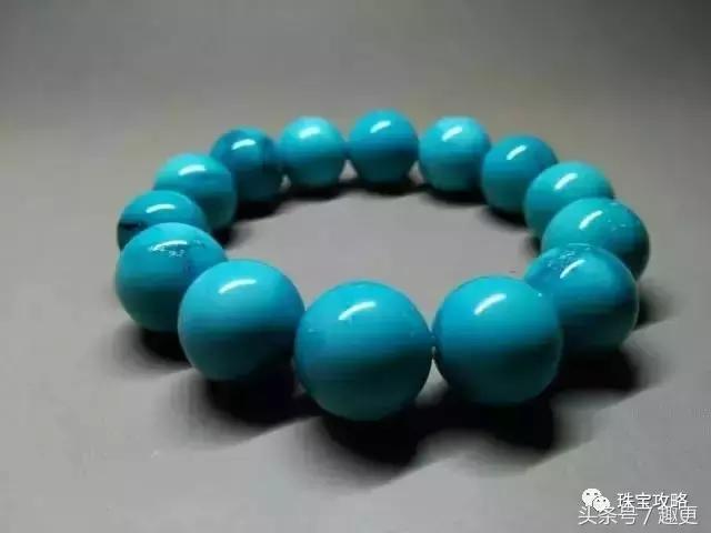 男士佩戴手串是左手还是右手,男士黄金貔貅手串佩戴方法