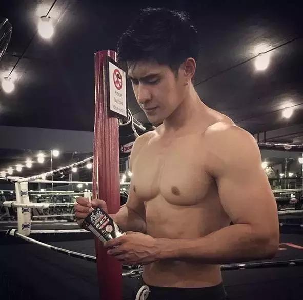 辣眼睛哆啦a梦原版,辣眼睛的哆啦a梦