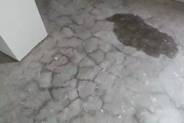 地暖回填后开裂影响暖气效果吗,地暖回填后开裂还能铺地板砖