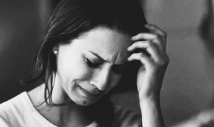 闺蜜失恋扛音响拿着酒去安慰,闺蜜失恋怎么安慰