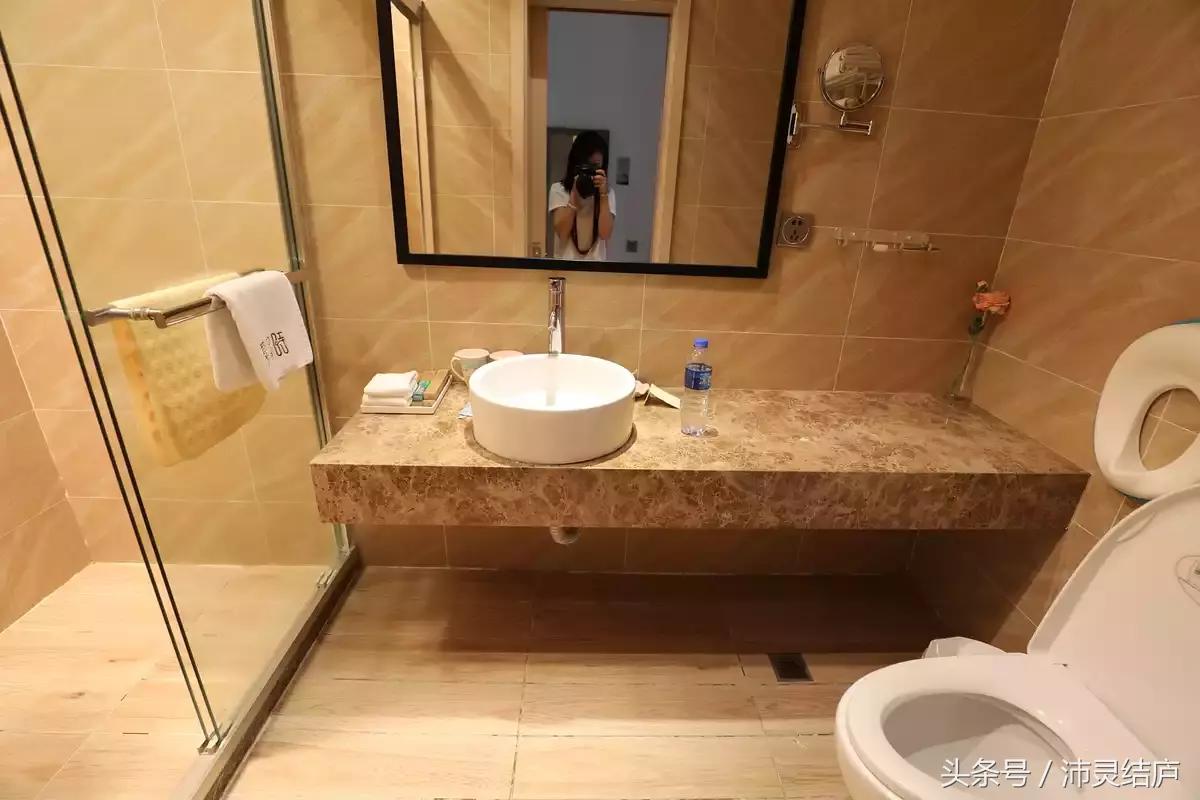 如果你只有一天的时间去乐山,如果你只有两天时间游南京