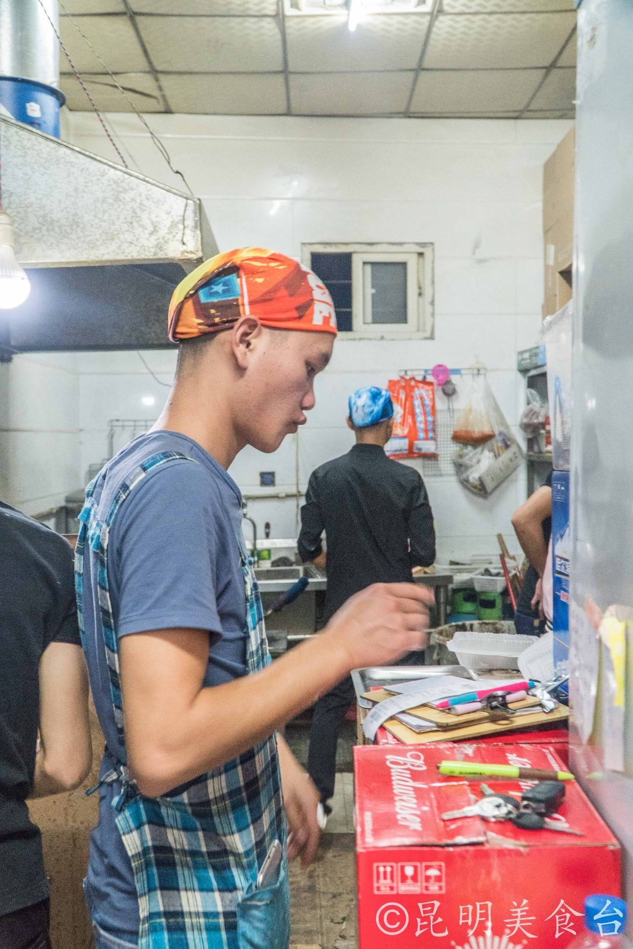 昆明每天蘸水500份的羊肉馆,昆明排名前十烧烤