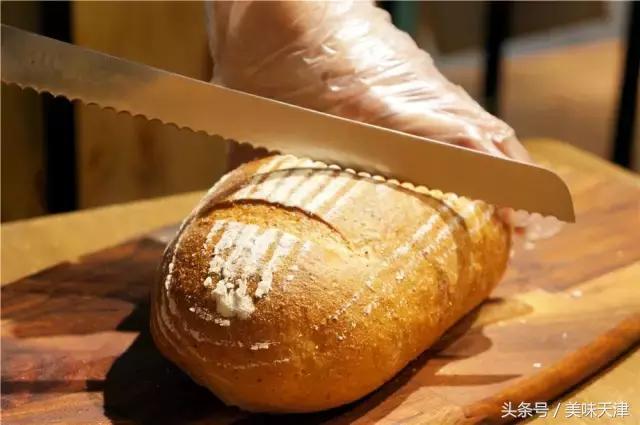 北京三里屯网红脏脏包店,北京三里屯网红餐厅的脏脏包