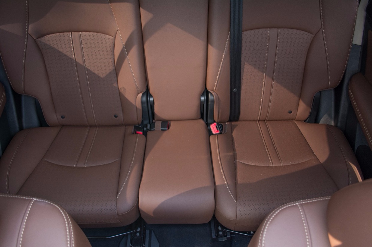 比亚迪s7多少公里换变速箱油,比亚迪s7变速箱是干式还是湿式