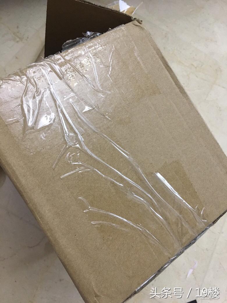 这就是某海淘网卖的正品包?!网友:假一赔十的口号我还能信吗?