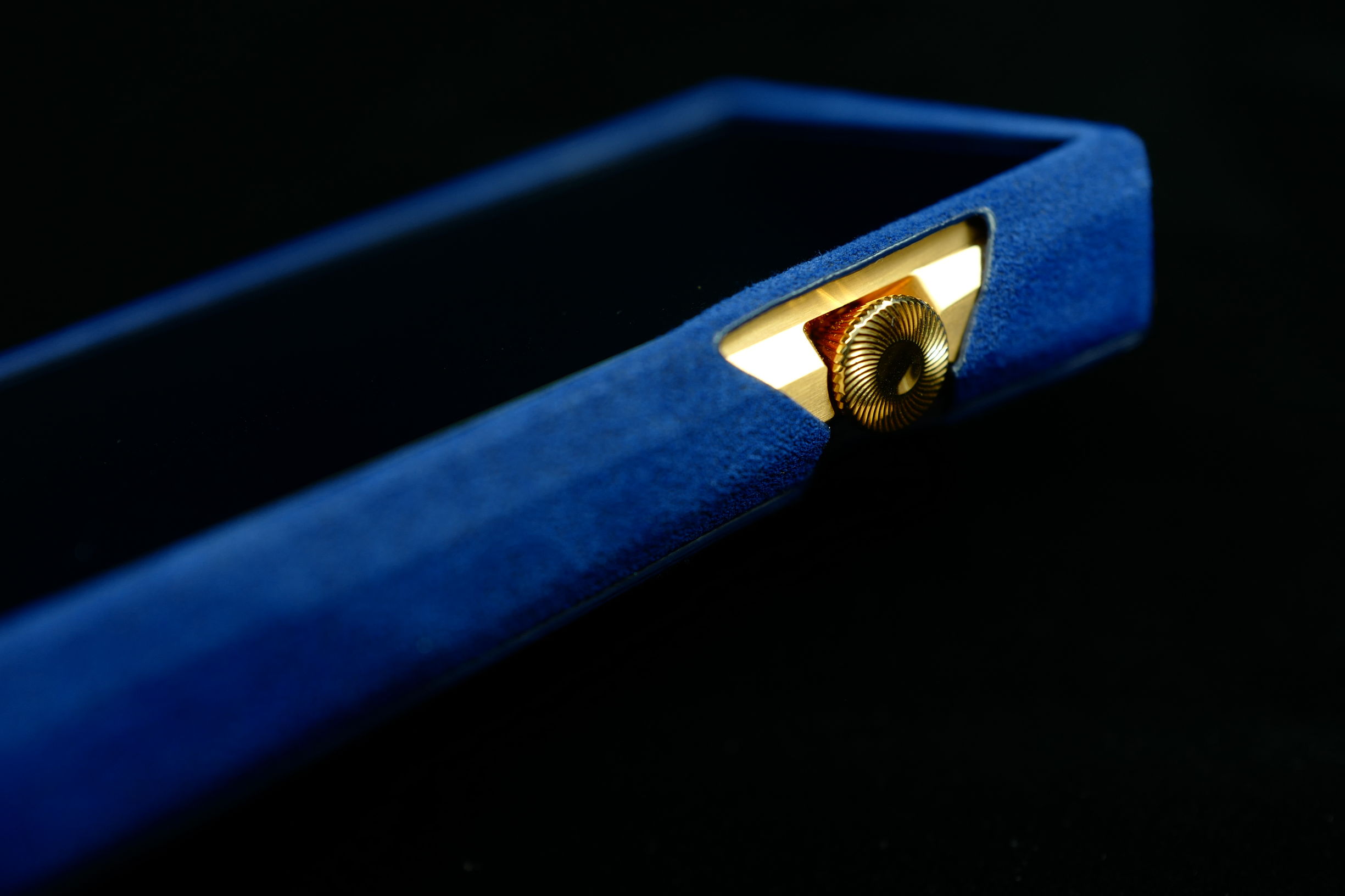 艾利和sp1000m和sp1000音质对比,艾利和sp1000过时了吗