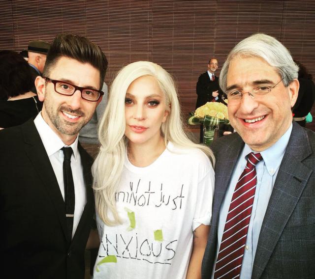 ladygaga代言珠宝,ladygaga代言的香槟多少钱